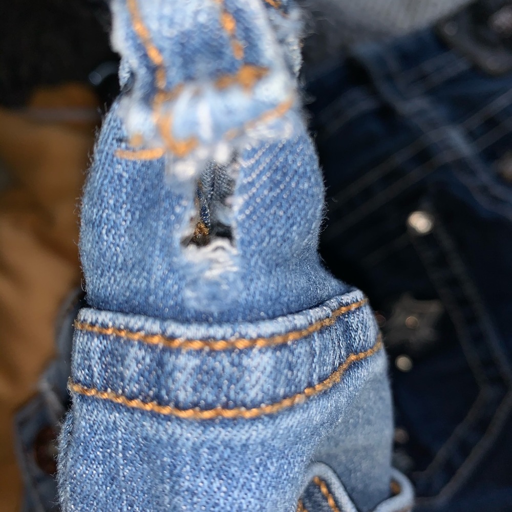 Used Skinny Jeans - Picture 2 of 3